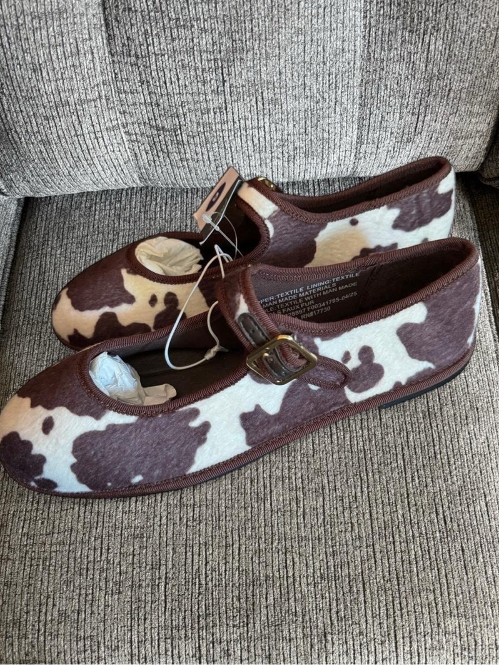 Women’s Size 6 Universal Thread Brown and Cream Cow Print Mary Jane Shoes